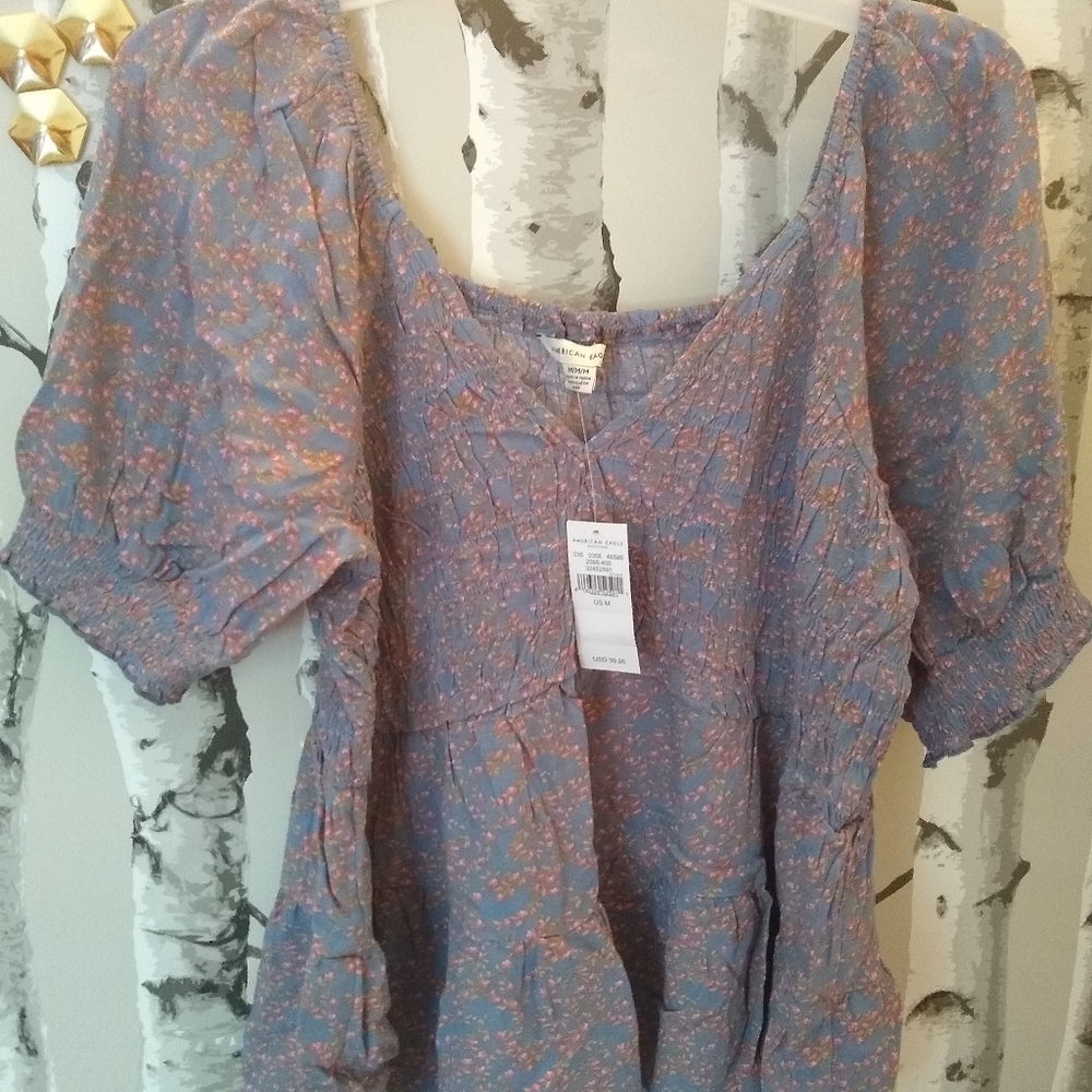 American Eagle puff short sleeve peasant top